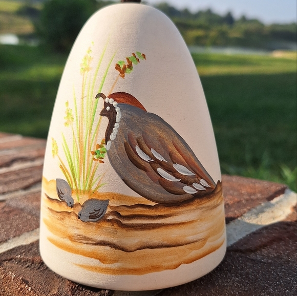 Vintage Sandstone Creations Arizona handpainted signed quail wildchime bell - Picture 2 of 8